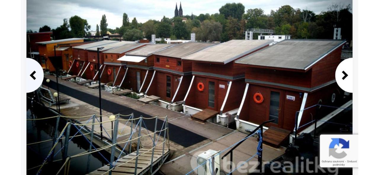 Hotel Houseboat Ginger Prag Exterior foto